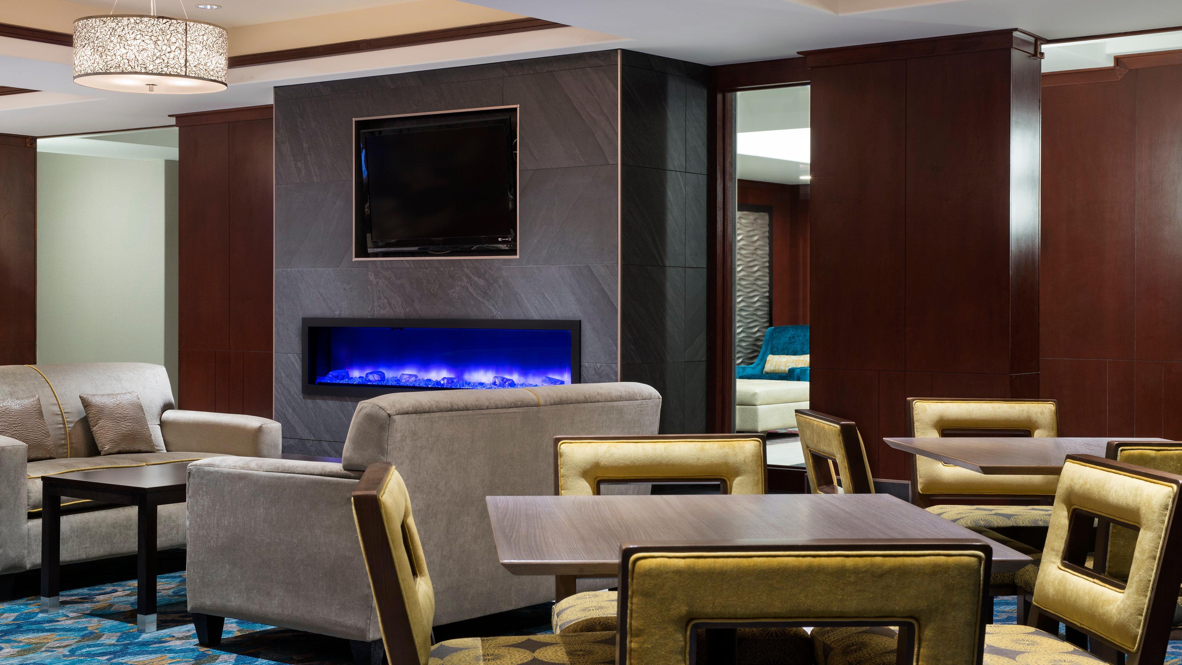 Holiday Inn Express Hotel & Suites Sherwood Park-Edmonton Area By Ihg Exteriör bild